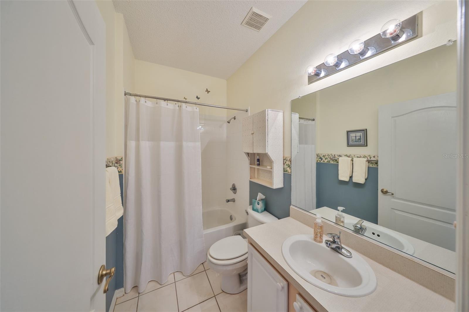 2nd bathroom