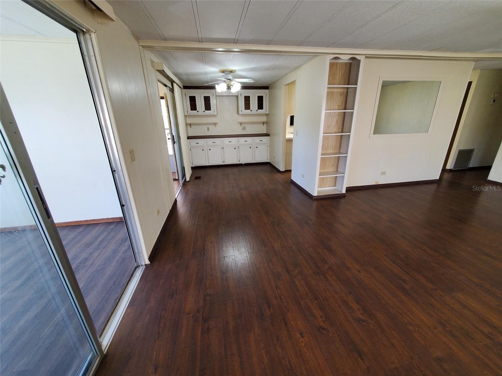 39143 FLORA AVE, ZEPHYRHILLS, FL, 33542