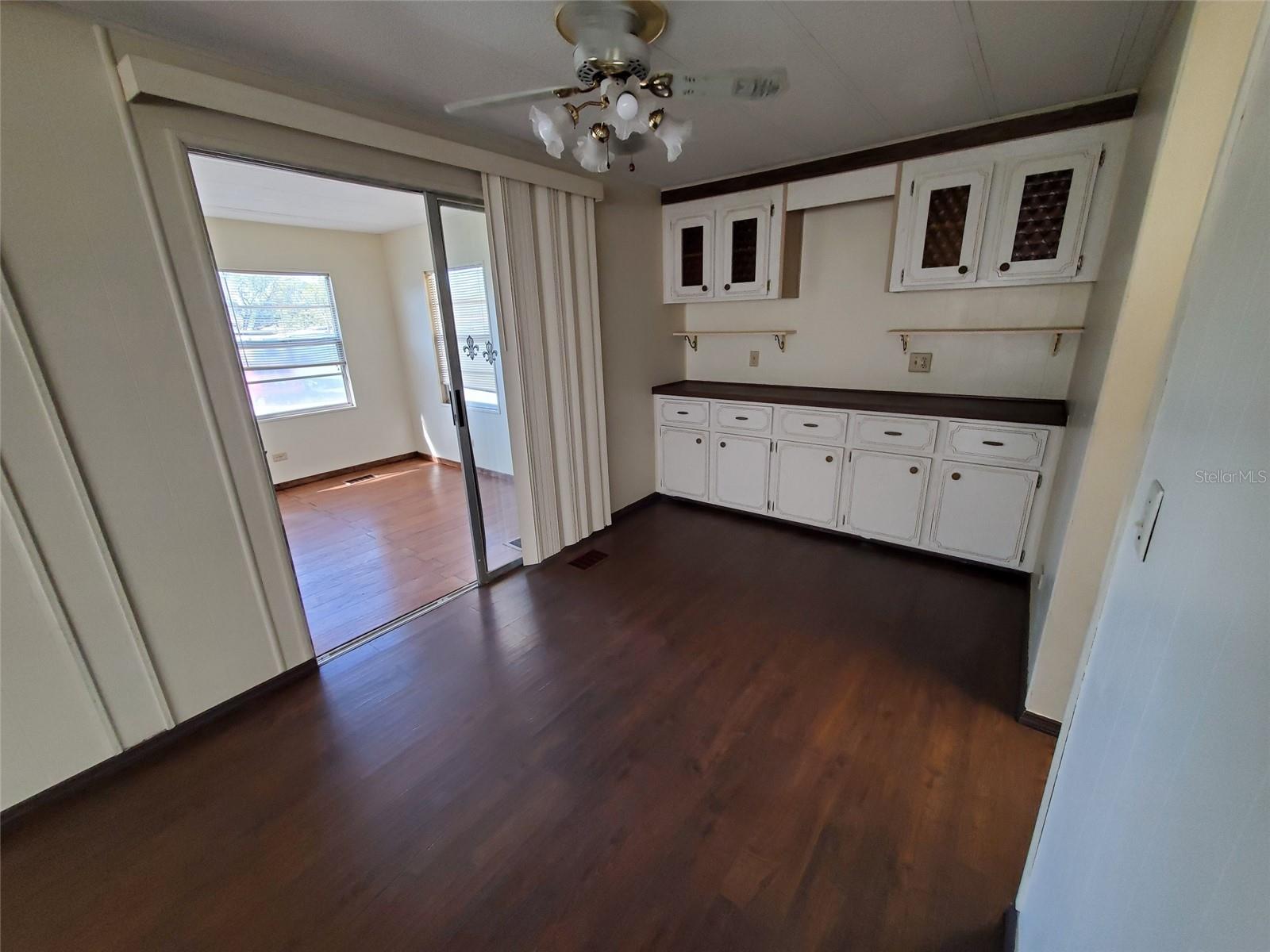 39143 FLORA AVE, ZEPHYRHILLS, FL, 33542