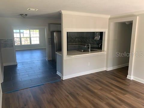 11308 N OAKLEAF AVE, TAMPA, FL, 33612