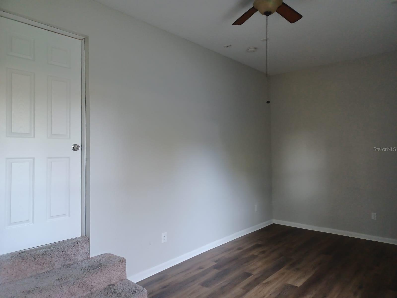 11308 N OAKLEAF AVE, TAMPA, FL, 33612