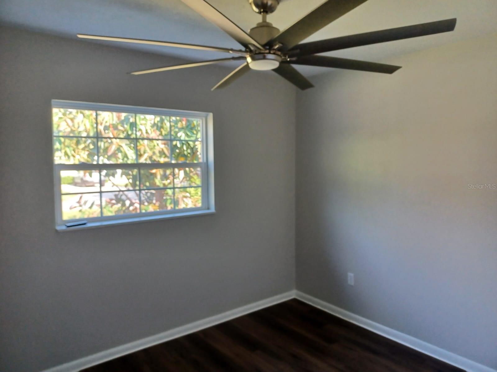 11308 N OAKLEAF AVE, TAMPA, FL, 33612
