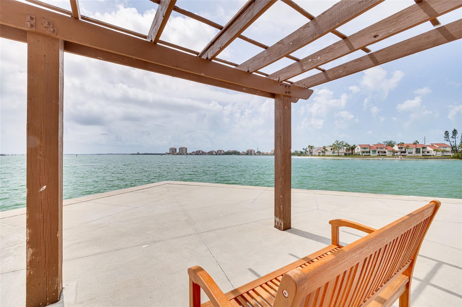 5220 BRITTANY DR S #210, ST PETERSBURG, FL, 33715
