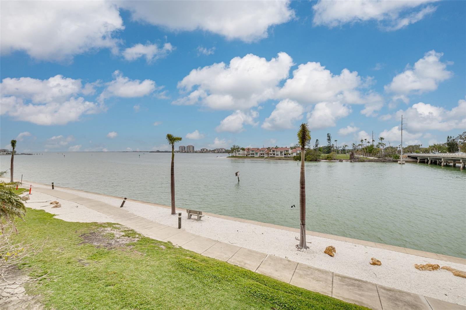 5220 BRITTANY DR S #210, ST PETERSBURG, FL, 33715