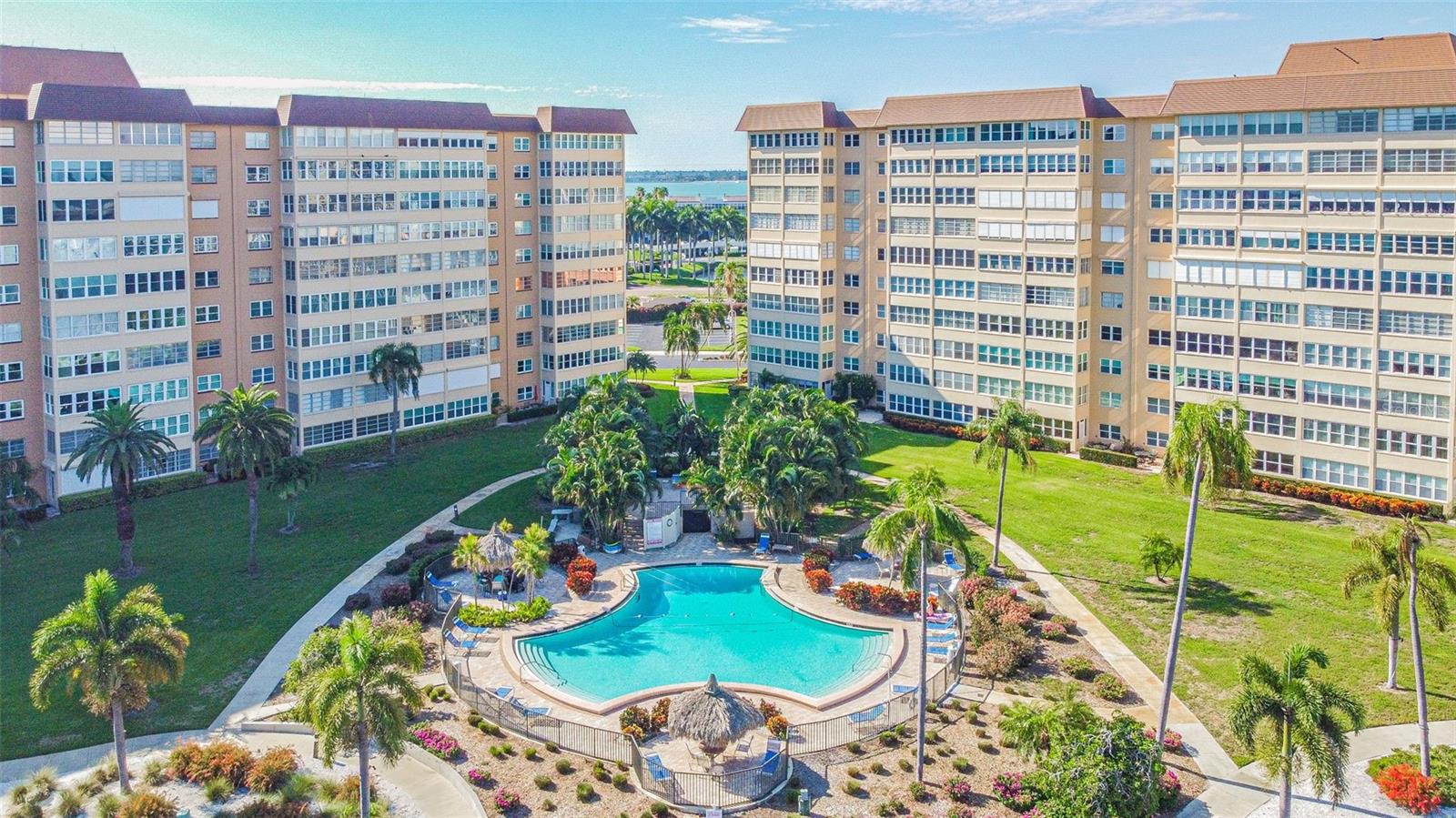 5220 BRITTANY DR S #210, ST PETERSBURG, FL, 33715