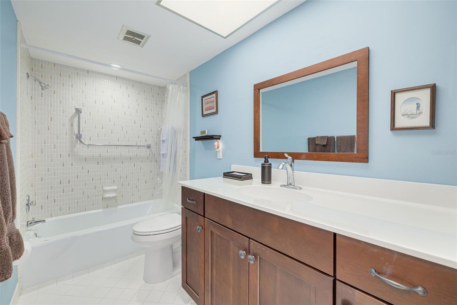 5220 BRITTANY DR S #210, ST PETERSBURG, FL, 33715