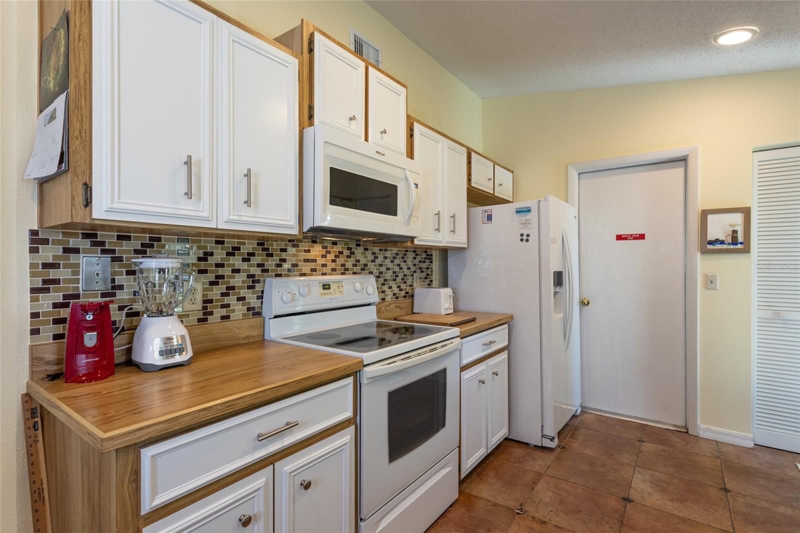 18 WHITE FEATHER LN, PALM COAST, FL, 32164