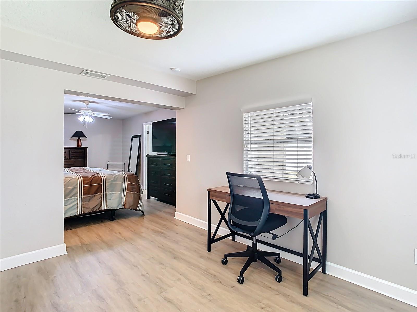 10304 OUT ISLAND DR, TAMPA, FL, 33615