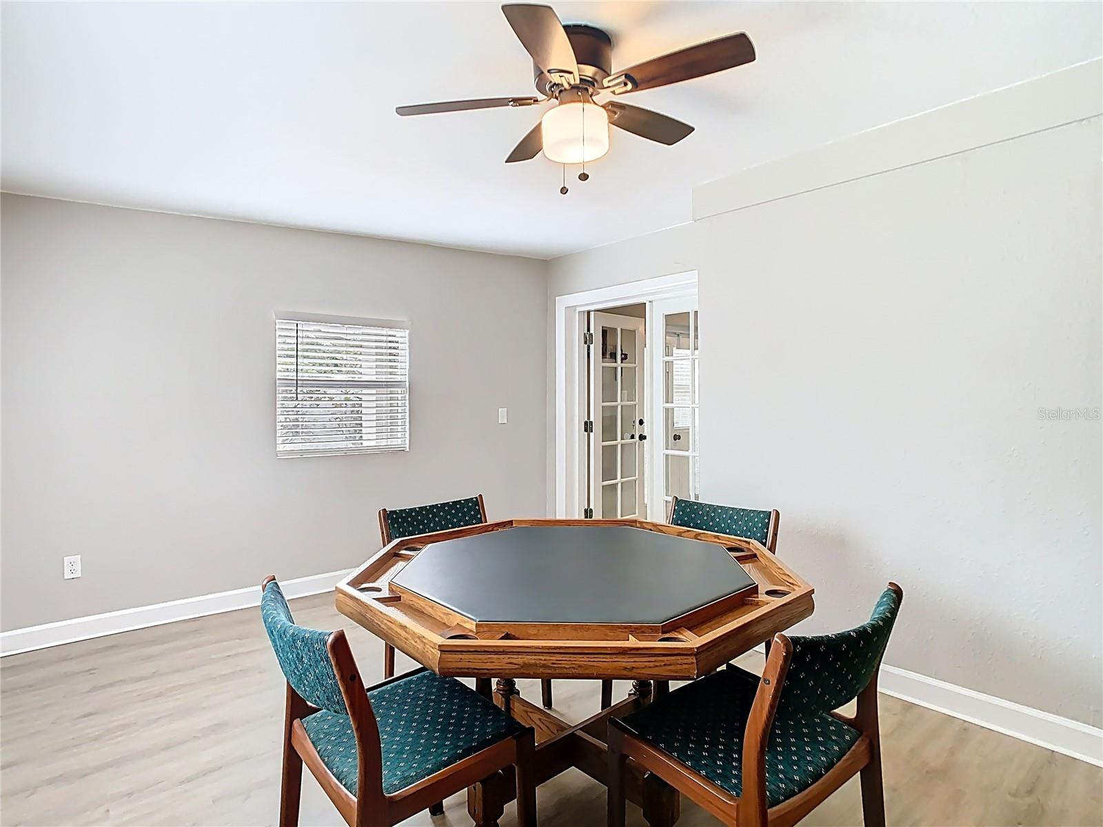 10304 OUT ISLAND DR, TAMPA, FL, 33615
