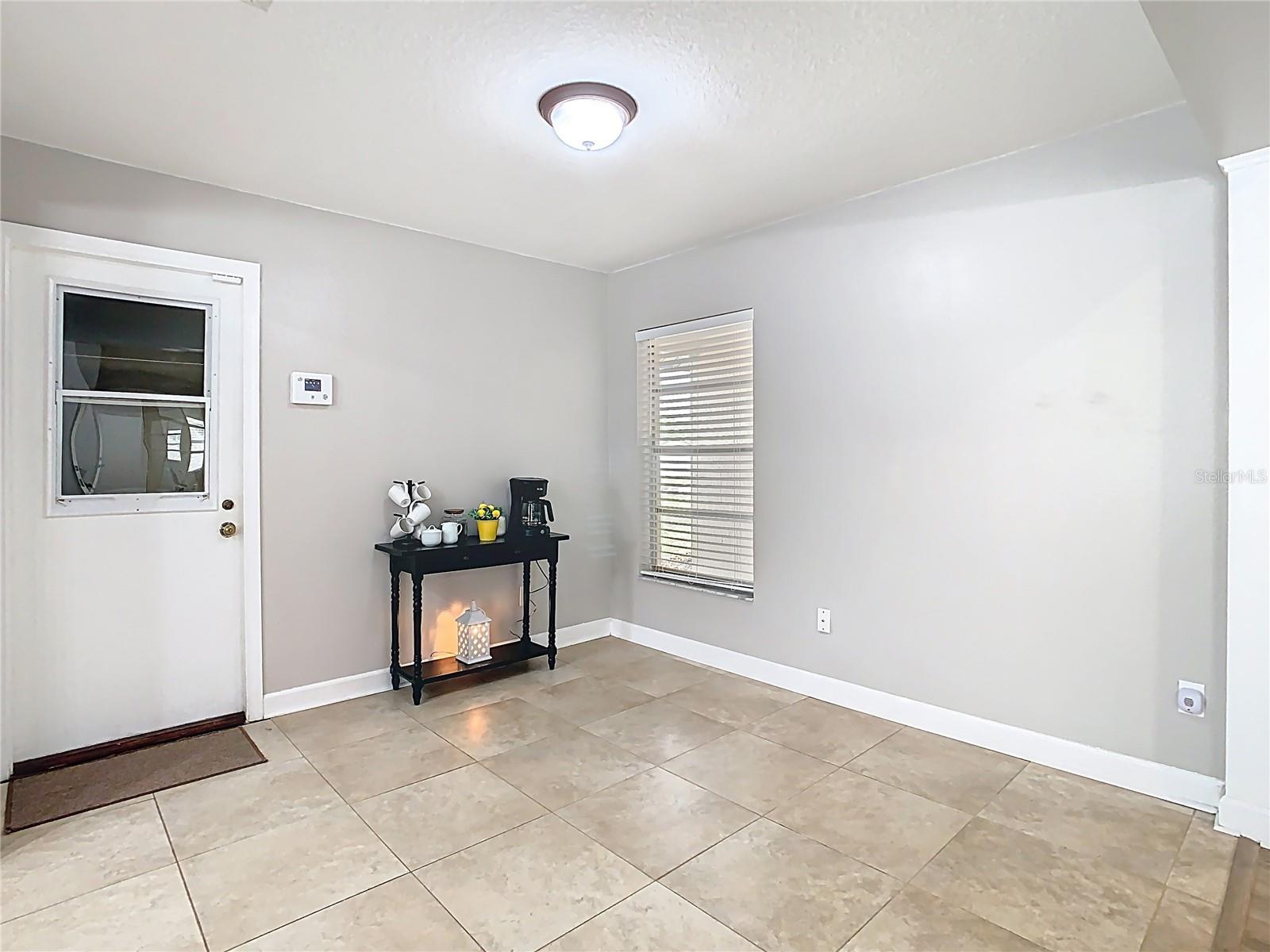 10304 OUT ISLAND DR, TAMPA, FL, 33615