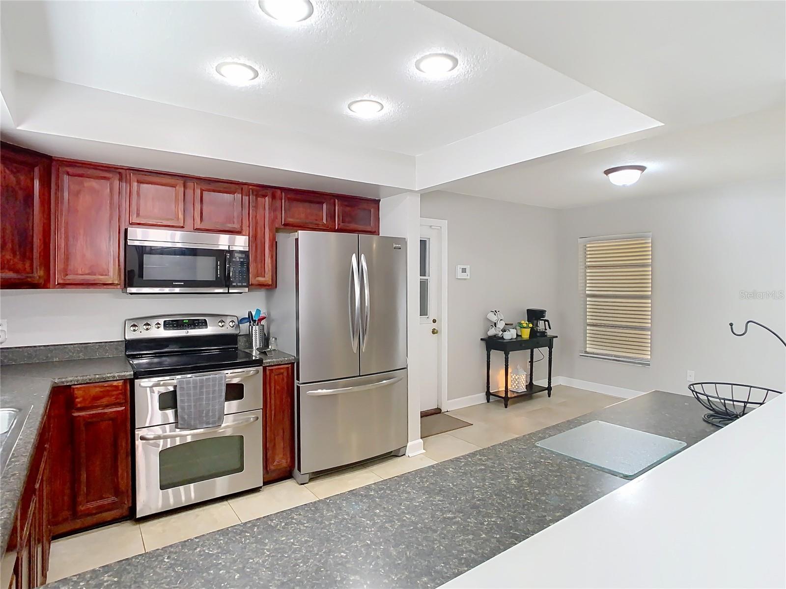 10304 OUT ISLAND DR, TAMPA, FL, 33615