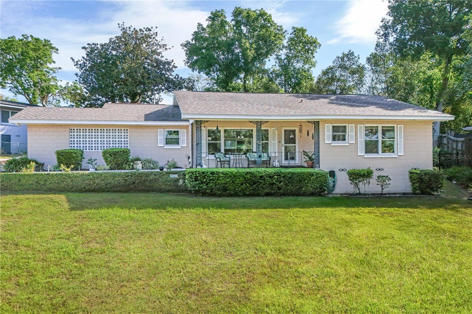 2311 SUNSET DR, EUSTIS, FL, 32726