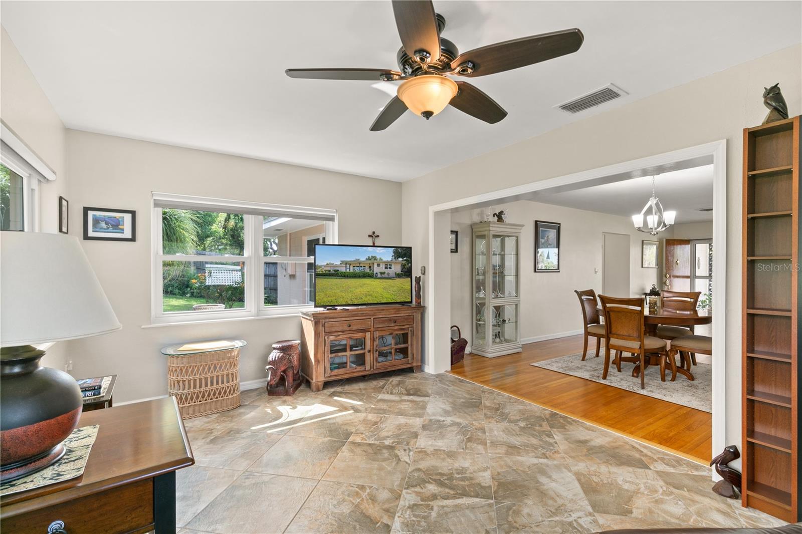 2311 SUNSET DR, EUSTIS, FL, 32726