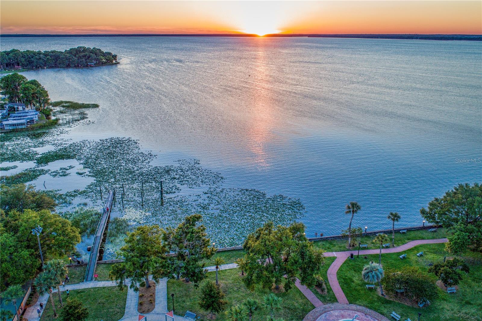 2311 SUNSET DR, EUSTIS, FL, 32726