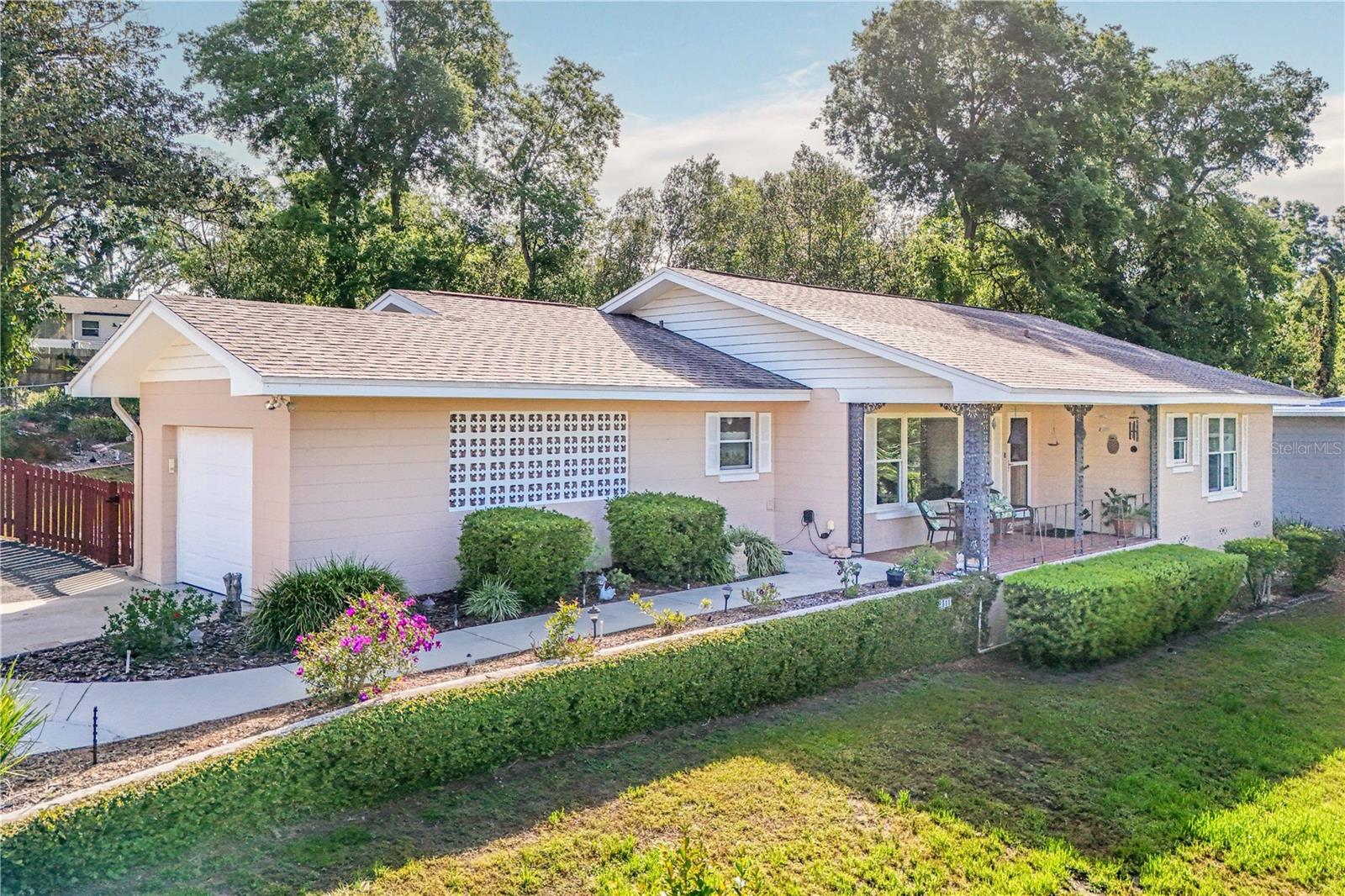 2311 SUNSET DR, EUSTIS, FL, 32726