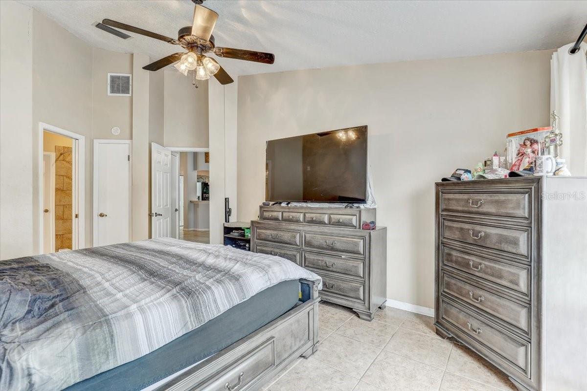 4704 STOVE PL, VALRICO, FL, 33596