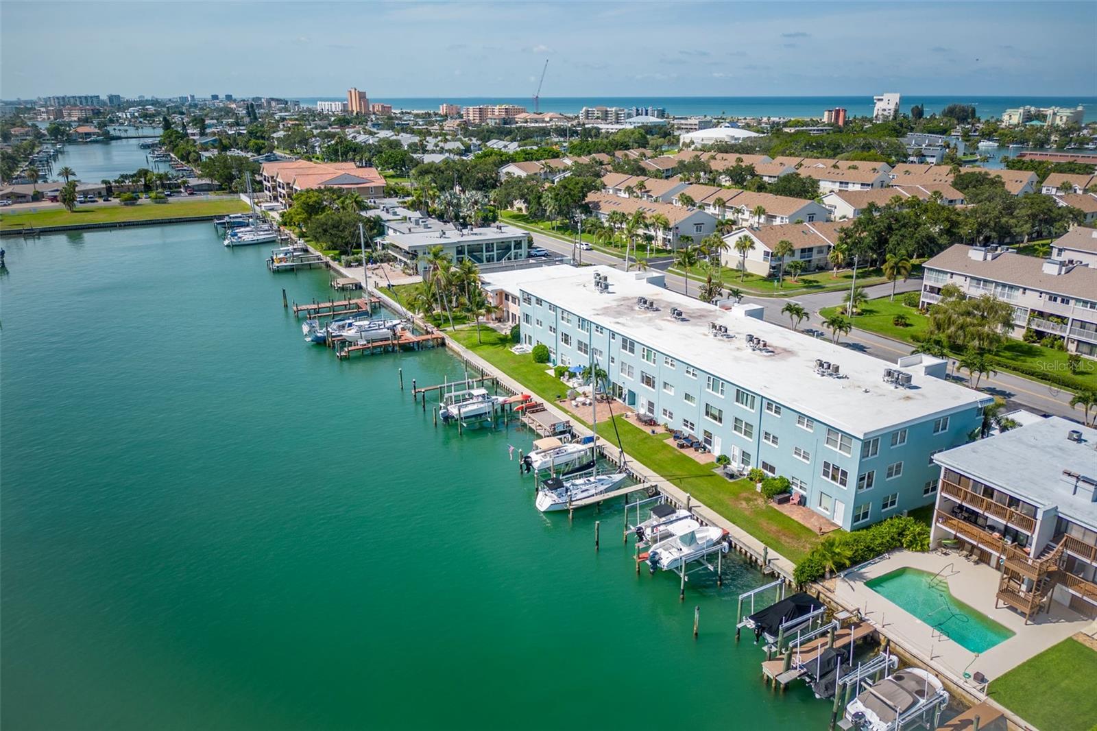 CARAVEL 1 CONDO, TREASURE ISLAND, FL, 33706