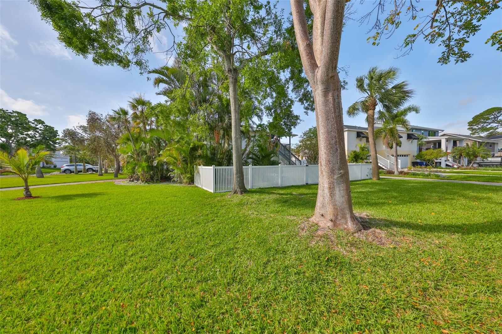 8420 ORIENT WAY NE, ST PETERSBURG, FL, 33702