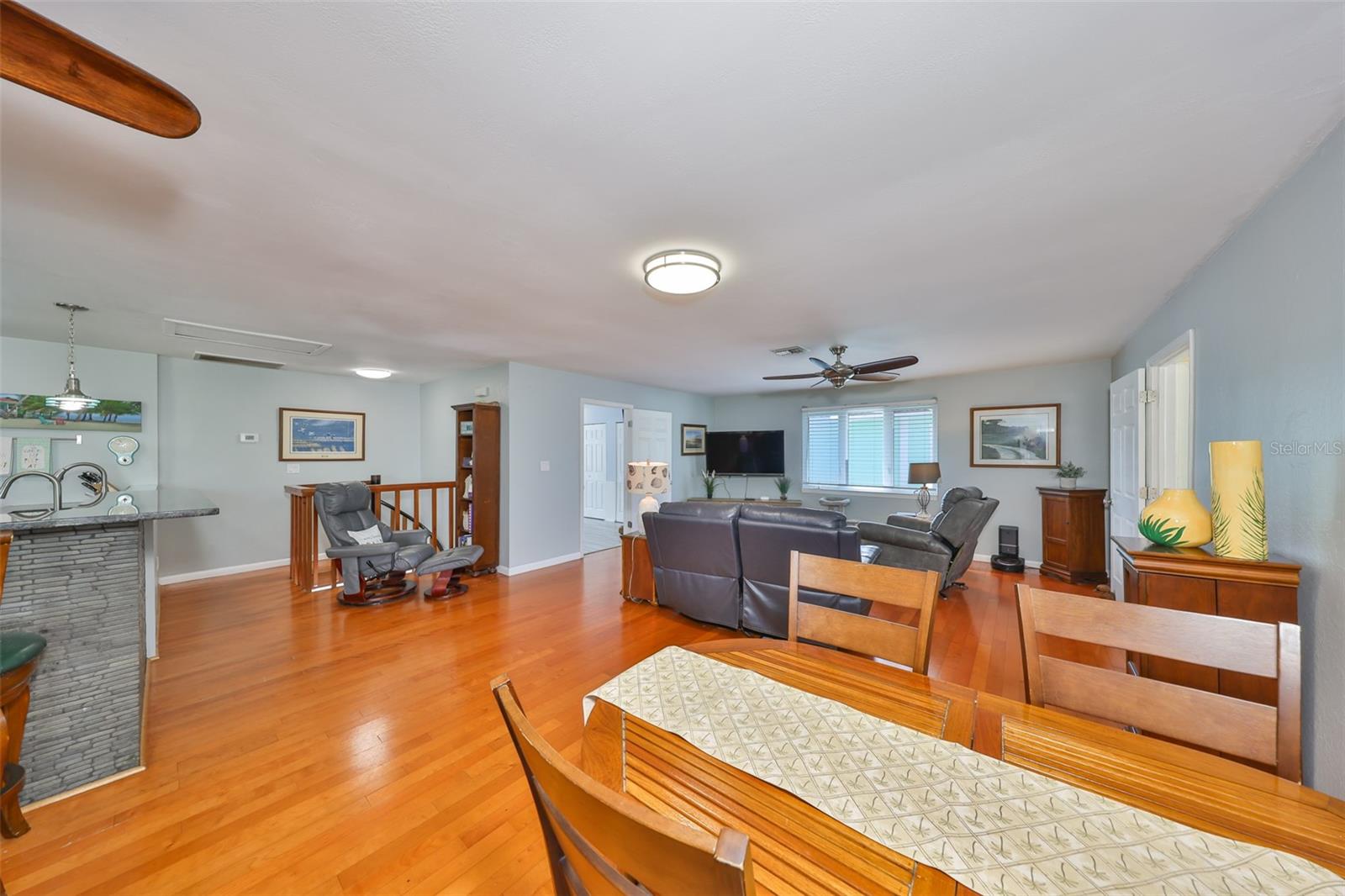 8420 ORIENT WAY NE, ST PETERSBURG, FL, 33702