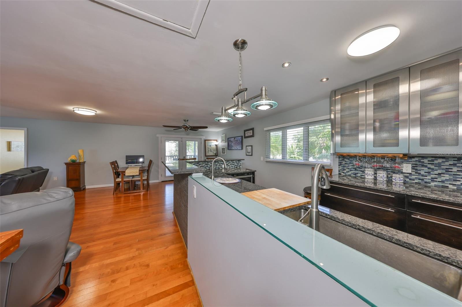 8420 ORIENT WAY NE, ST PETERSBURG, FL, 33702