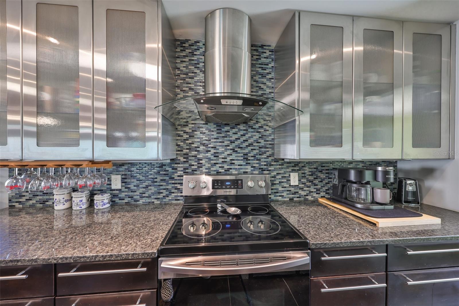 8420 ORIENT WAY NE, ST PETERSBURG, FL, 33702