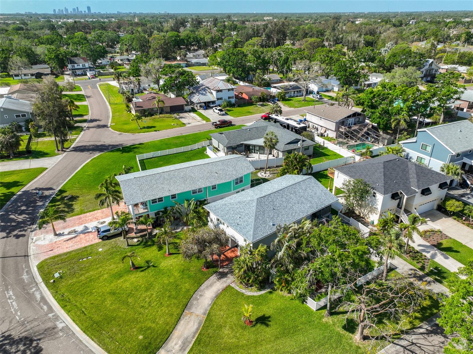 8420 ORIENT WAY NE, ST PETERSBURG, FL, 33702