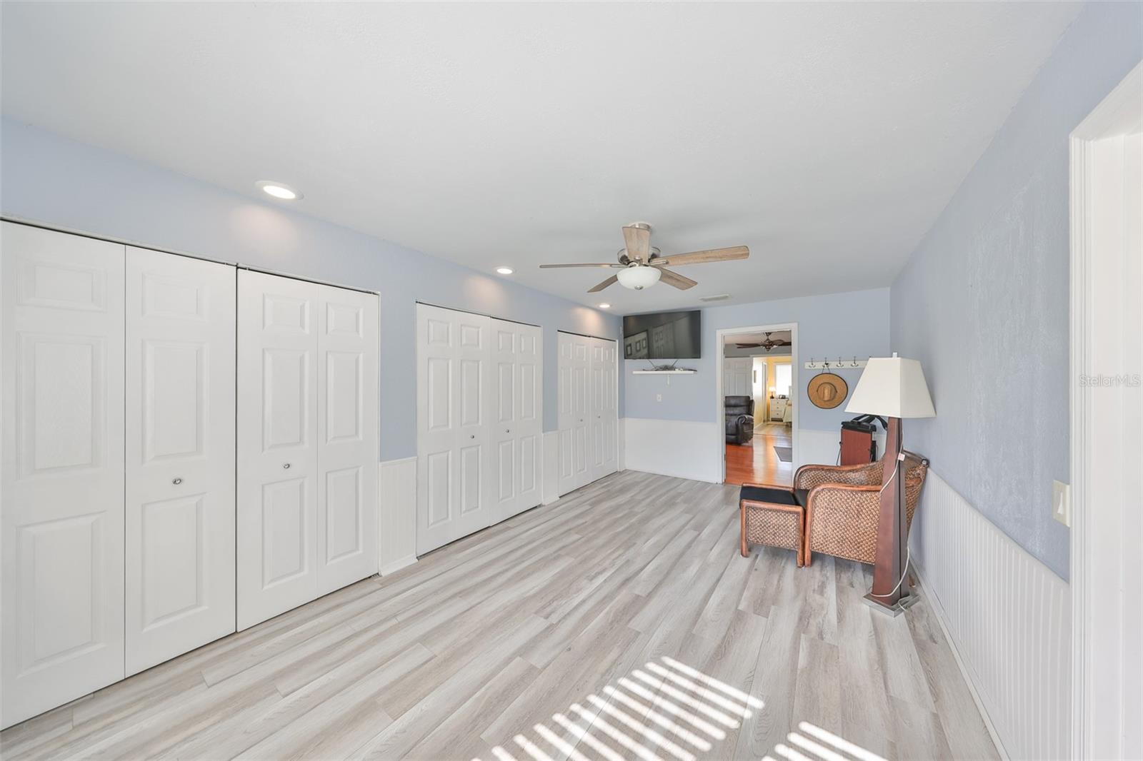 8420 ORIENT WAY NE, ST PETERSBURG, FL, 33702