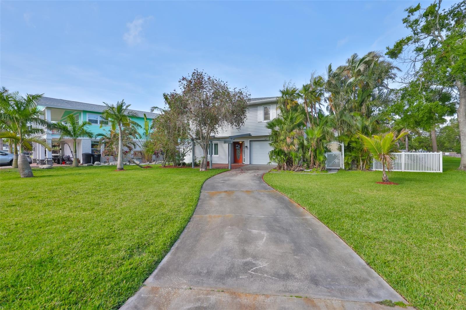 8420 ORIENT WAY NE, ST PETERSBURG, FL, 33702