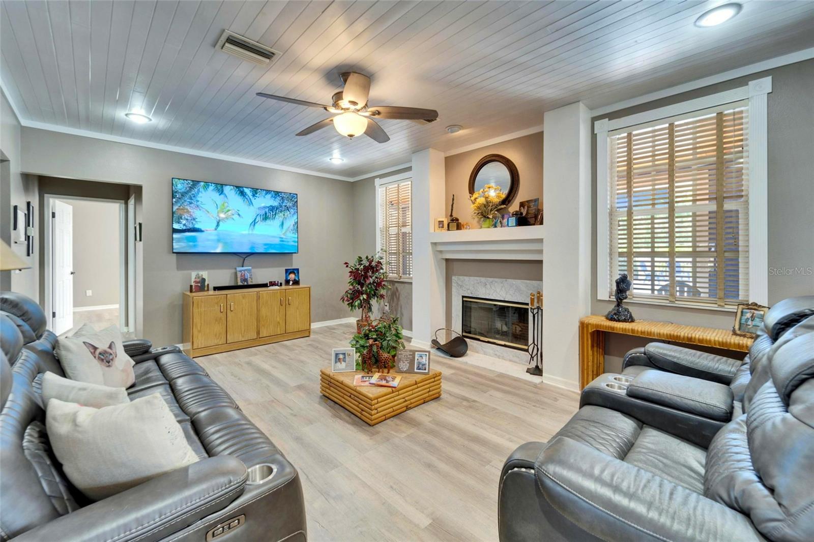 10404 CRESTFIELD DR, RIVERVIEW, FL, 33569