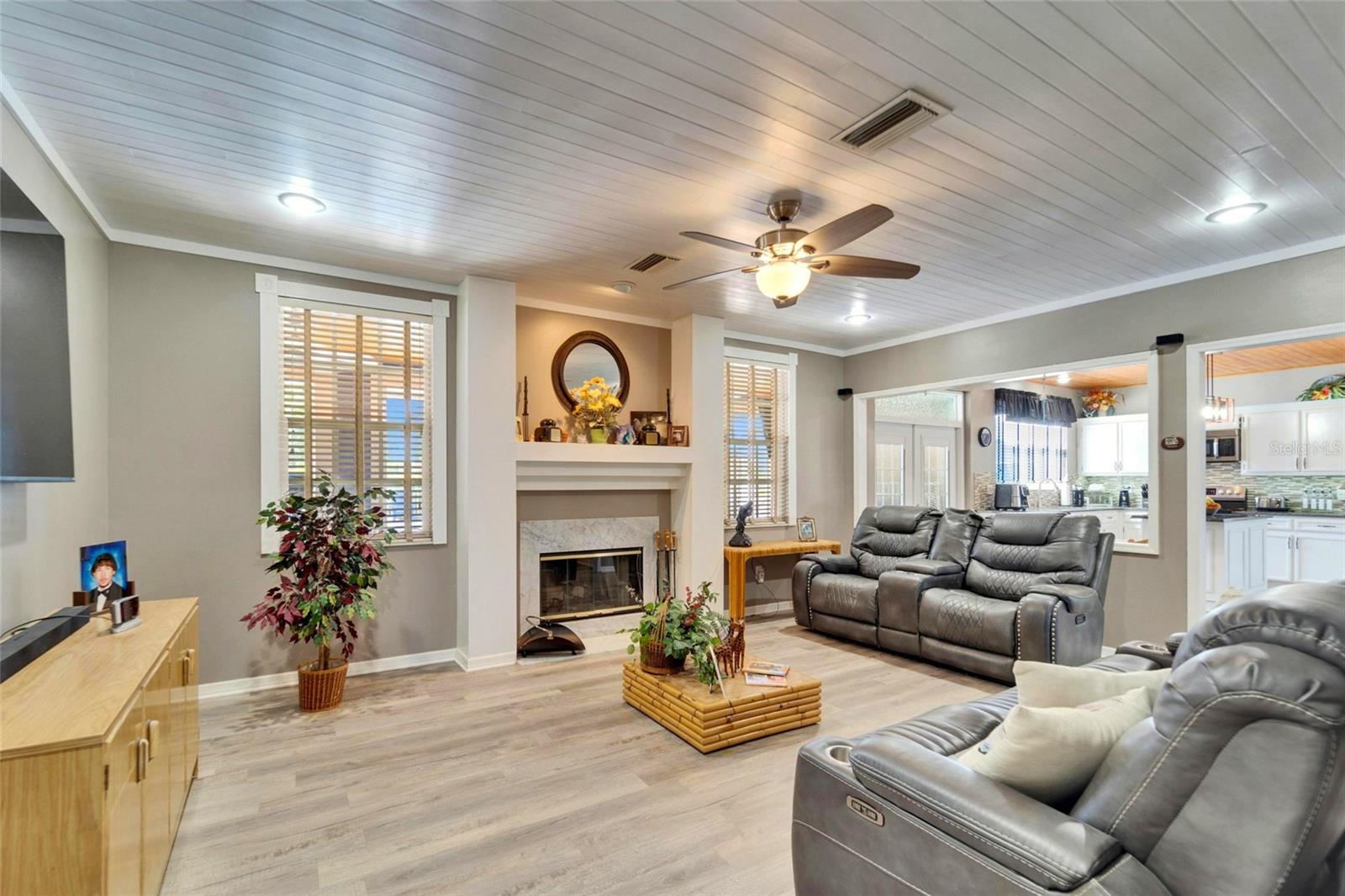 10404 CRESTFIELD DR, RIVERVIEW, FL, 33569