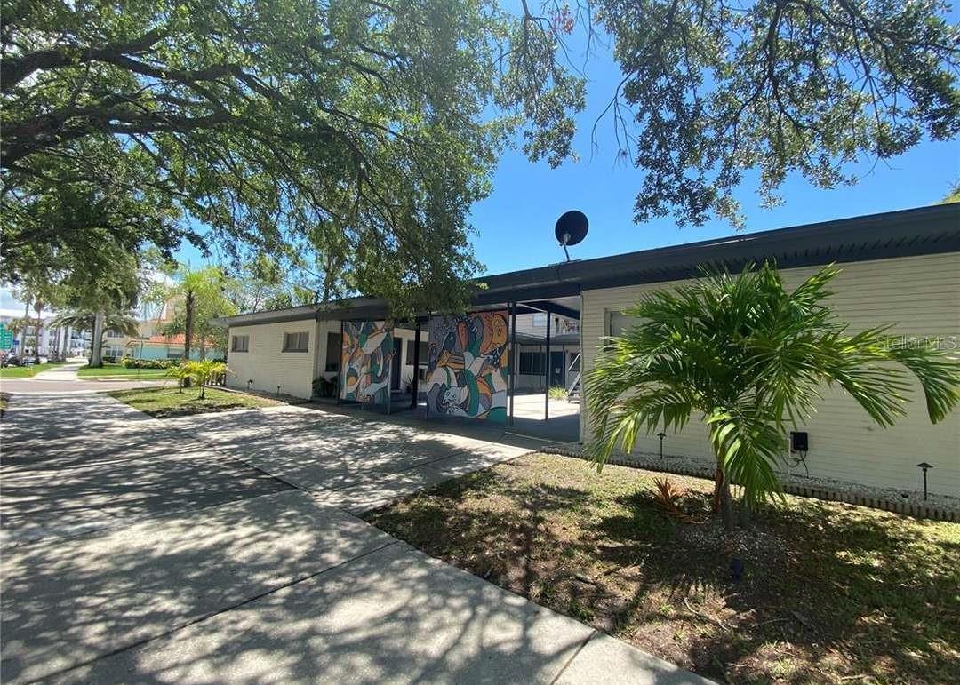 64 DAVIS BLVD #4, TAMPA, FL, 33606