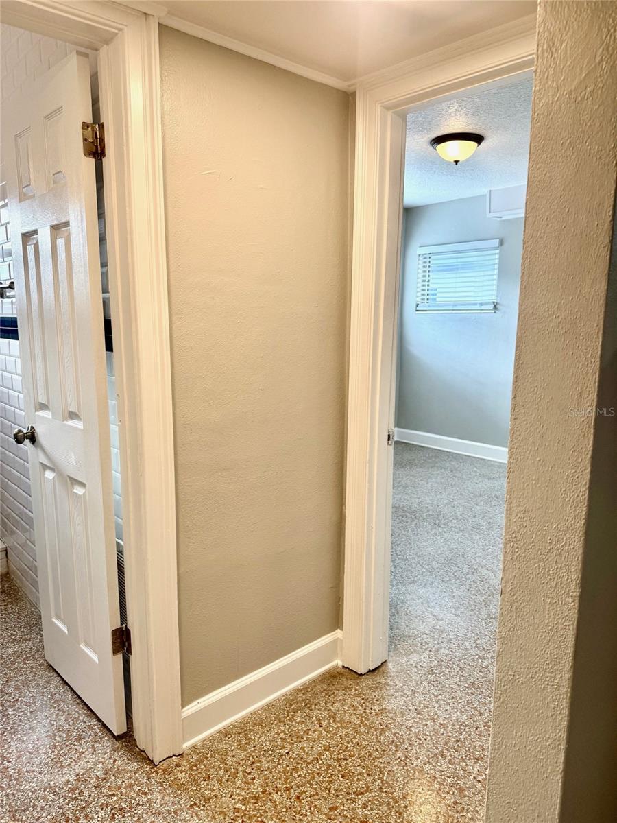 64 DAVIS BLVD #4, TAMPA, FL, 33606