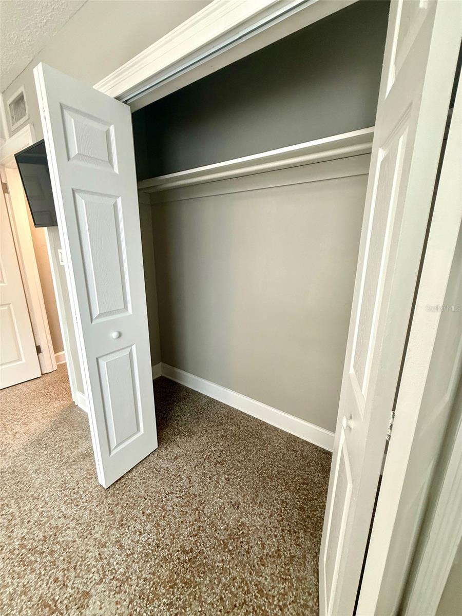 64 DAVIS BLVD #4, TAMPA, FL, 33606