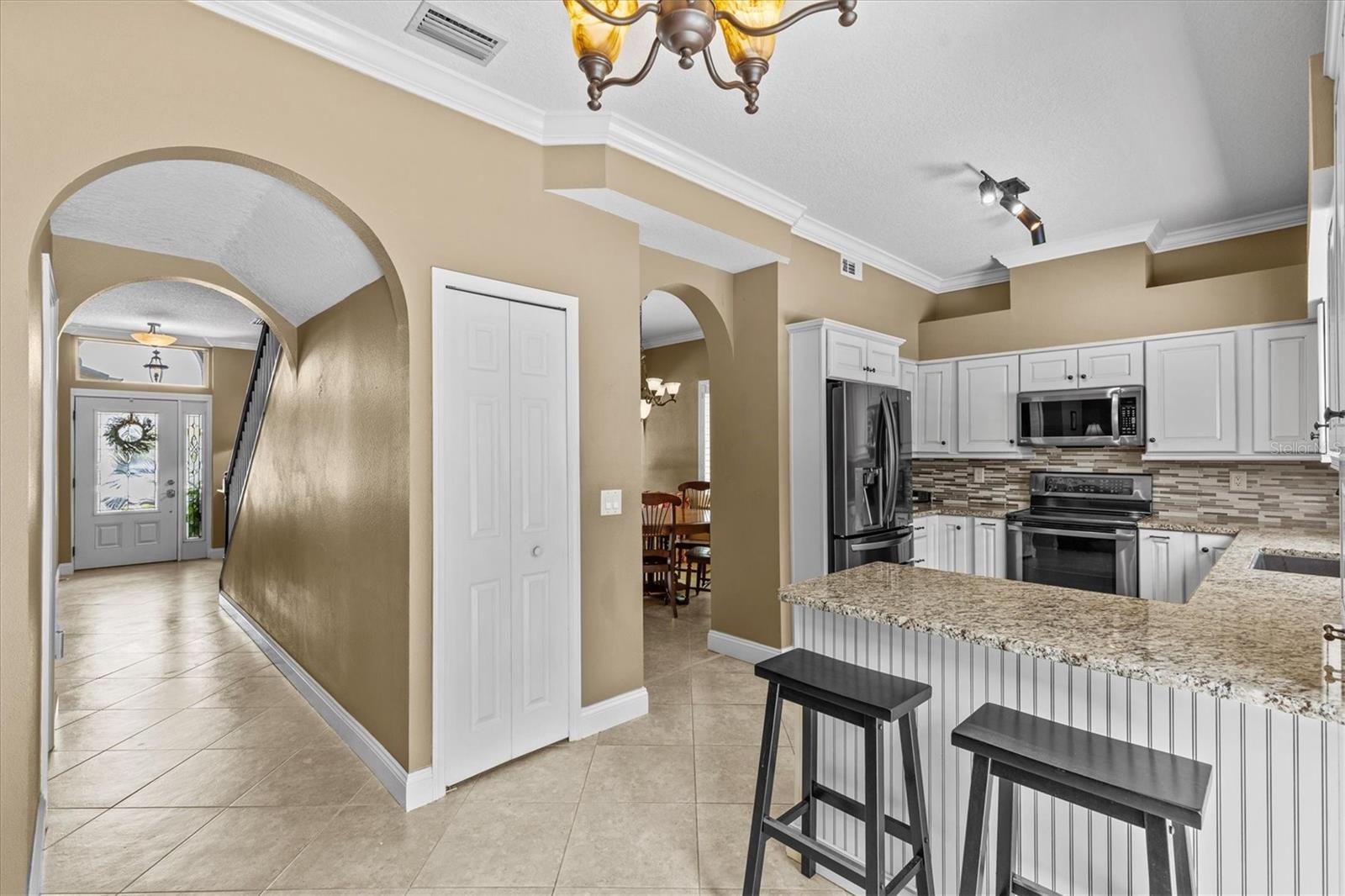 390 ROSALIND LN, OLDSMAR, FL, 34677