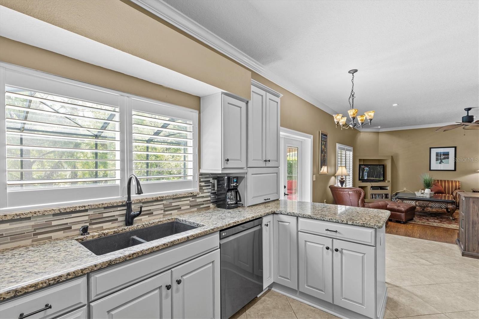 390 ROSALIND LN, OLDSMAR, FL, 34677