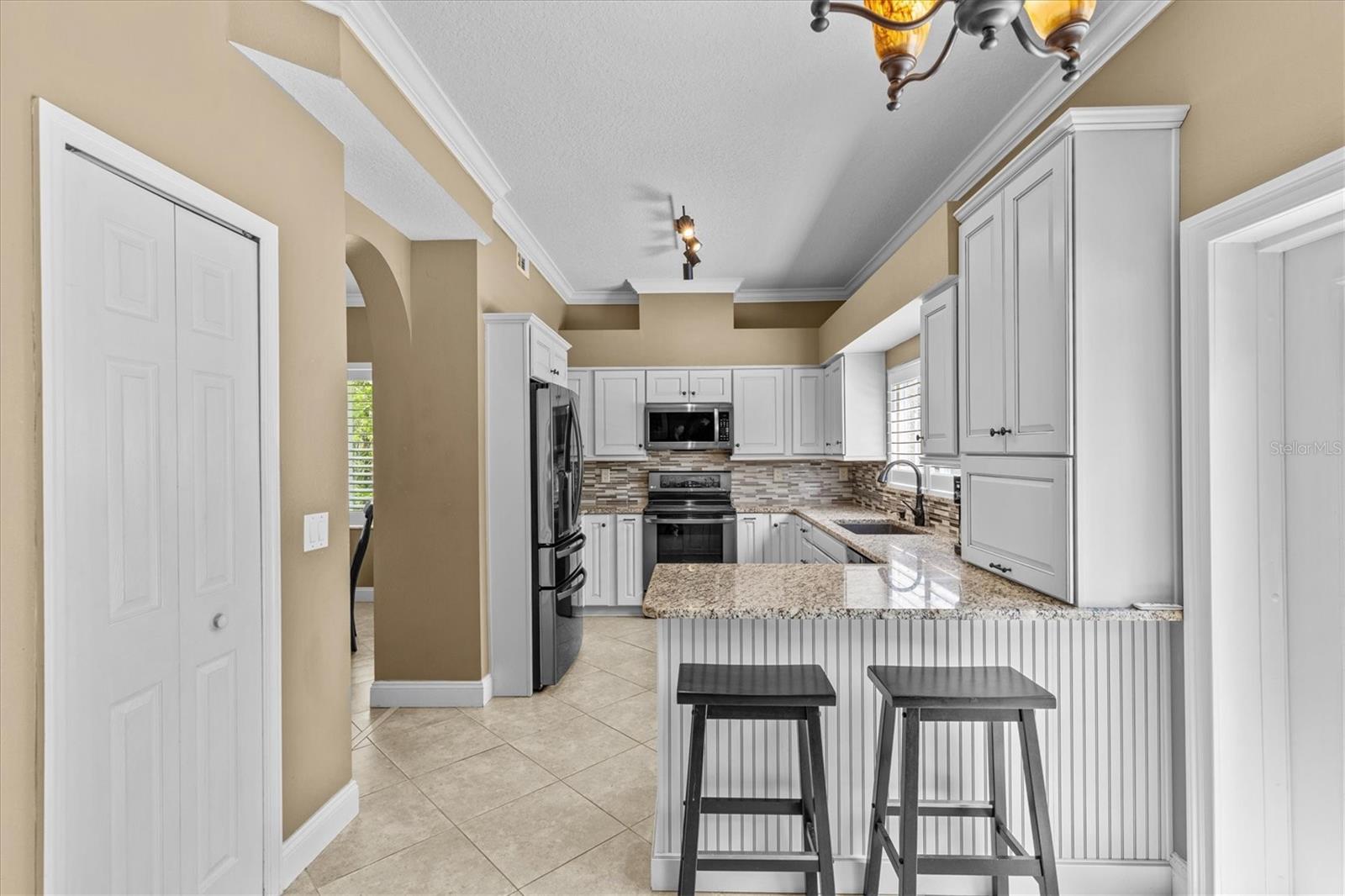 390 ROSALIND LN, OLDSMAR, FL, 34677