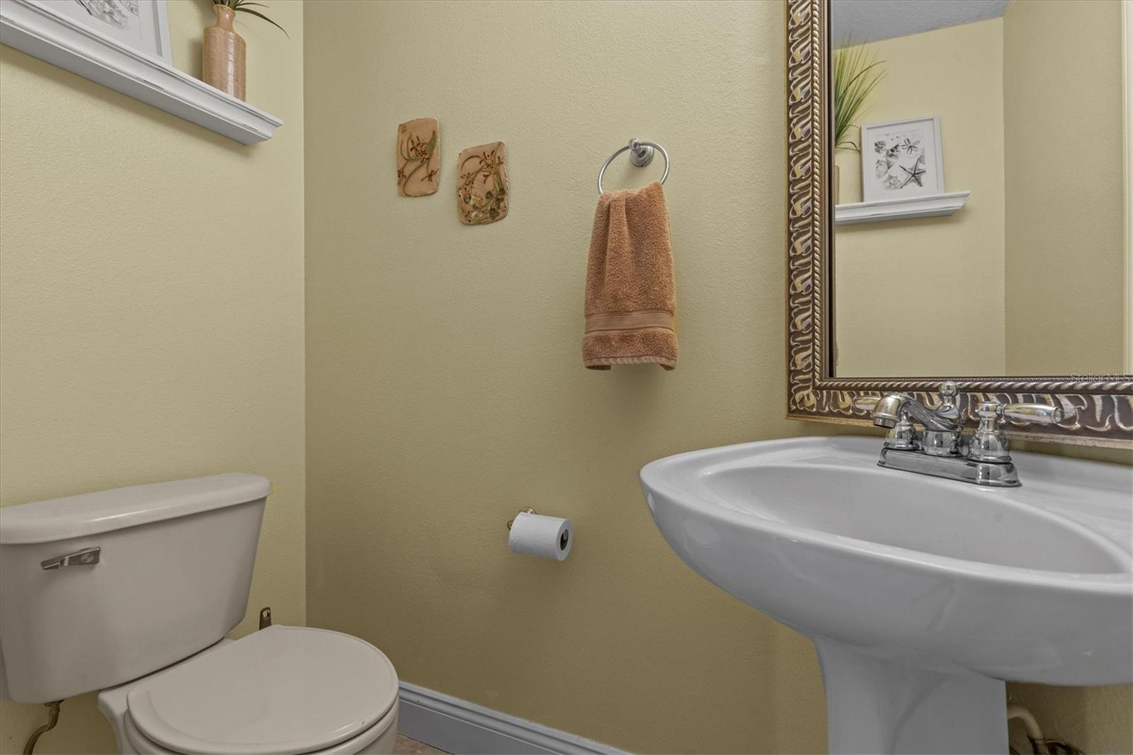 390 ROSALIND LN, OLDSMAR, FL, 34677