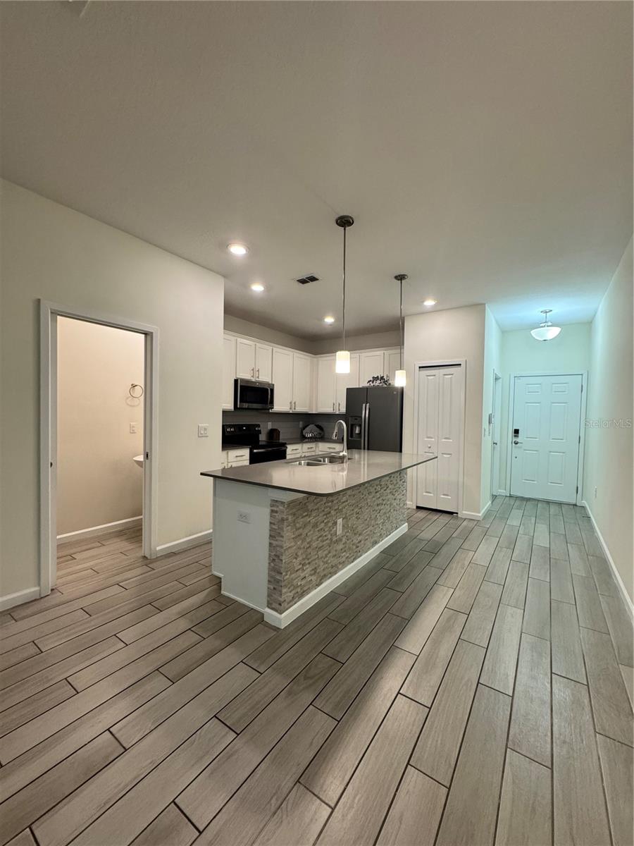 9884 RED EAGLE DR, ORLANDO, FL, 32825