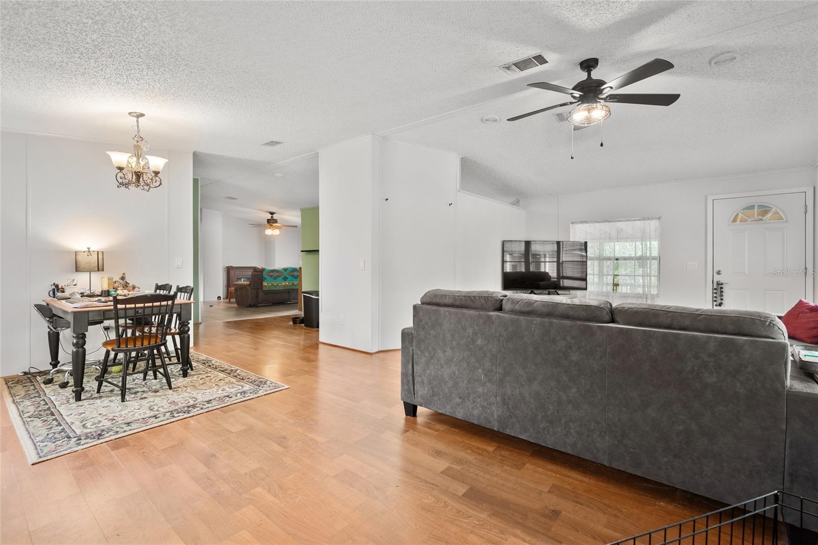 1151 NE 127TH CT, WILLISTON, FL, 32696