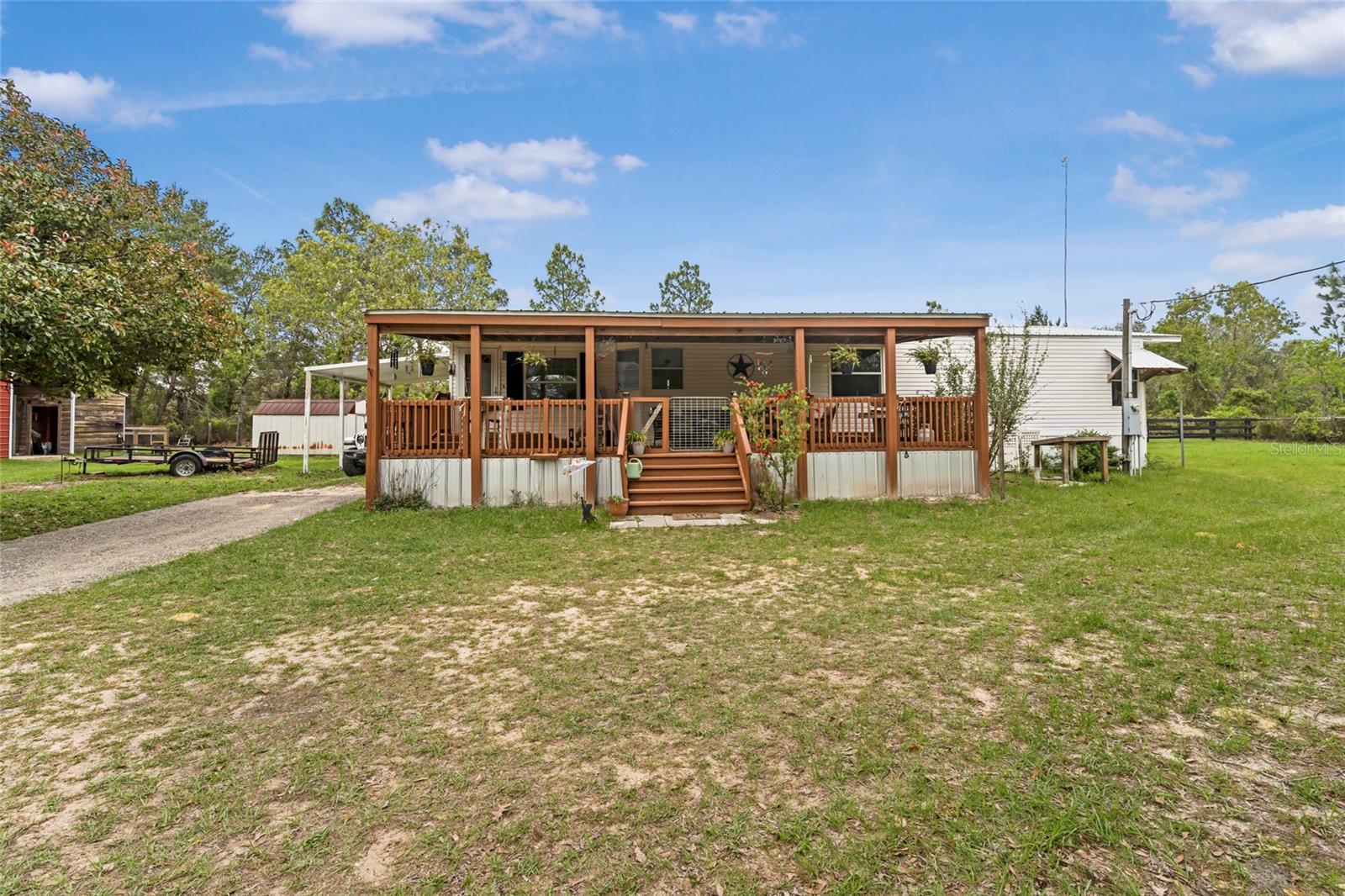 1151 NE 127TH CT, WILLISTON, FL, 32696