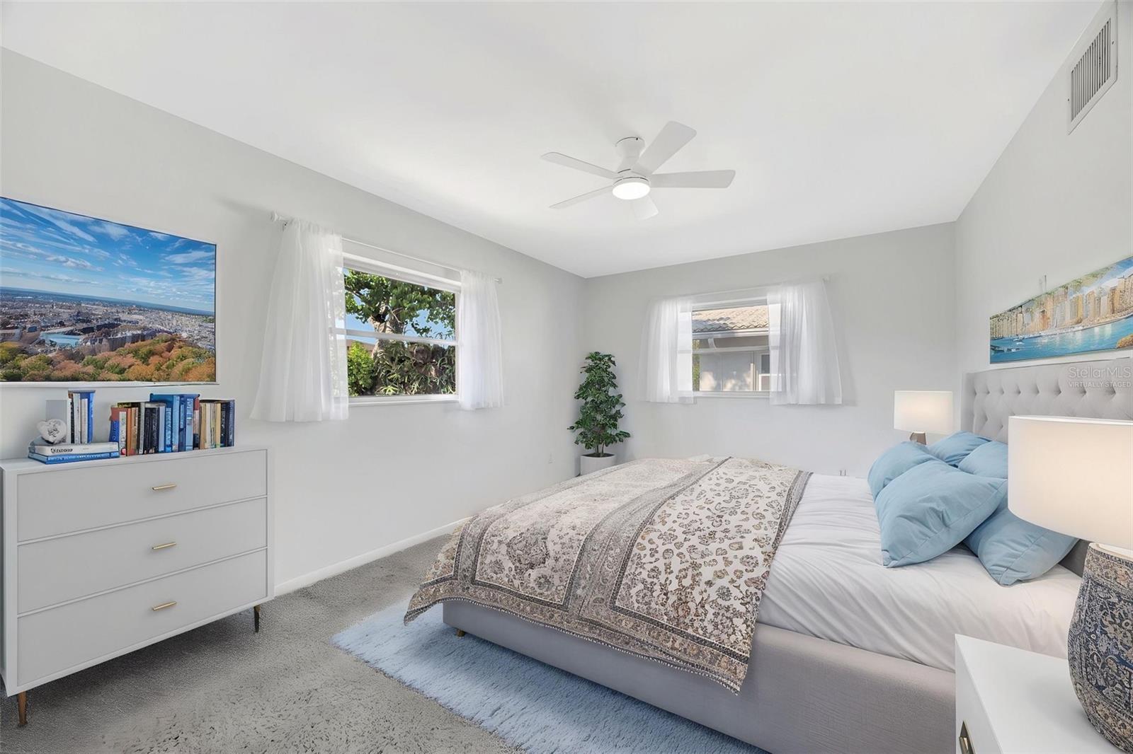 13850 SUNSET DR, LARGO, FL, 33774