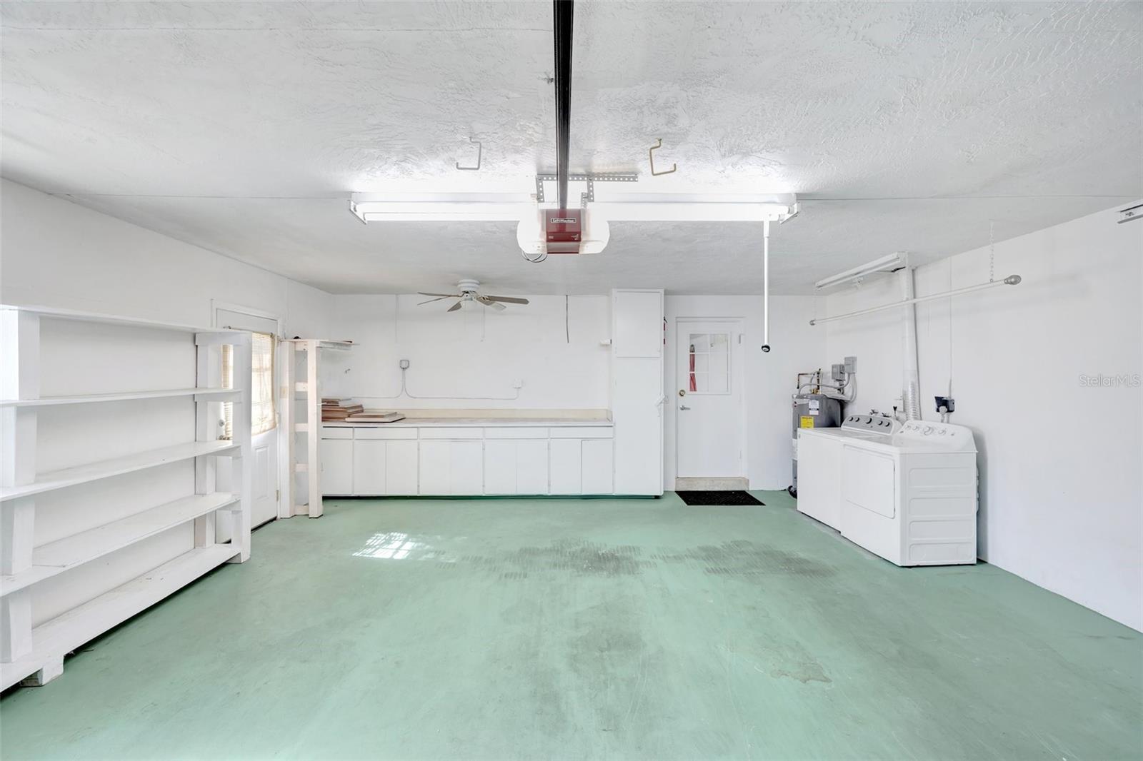 13850 SUNSET DR, LARGO, FL, 33774