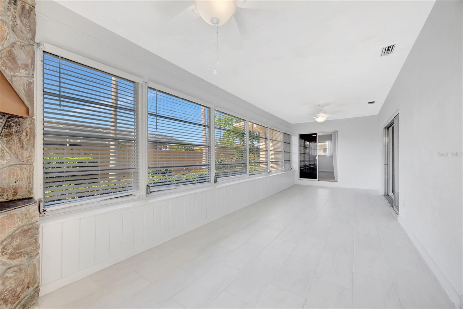 13850 SUNSET DR, LARGO, FL, 33774