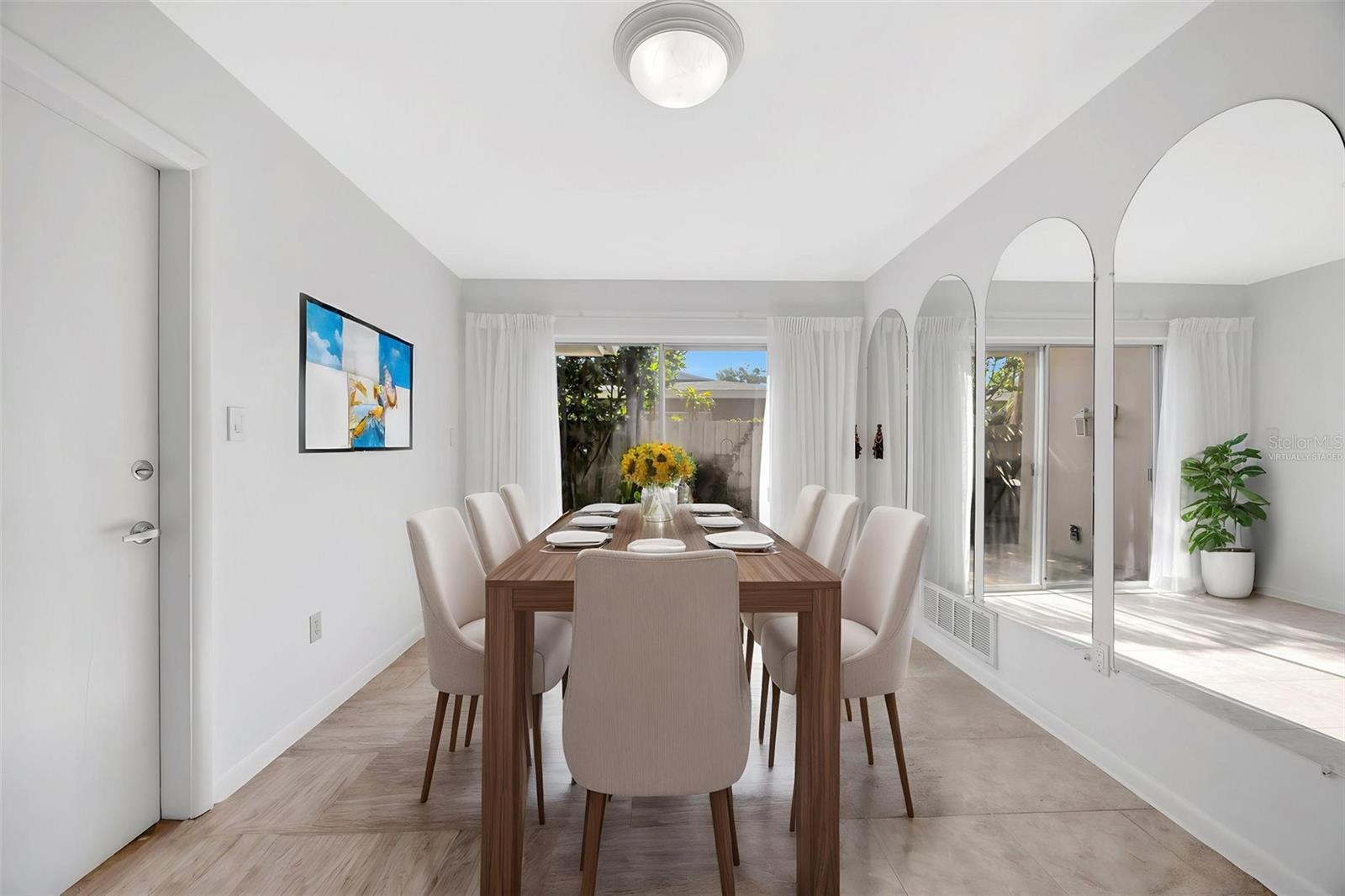 13850 SUNSET DR, LARGO, FL, 33774