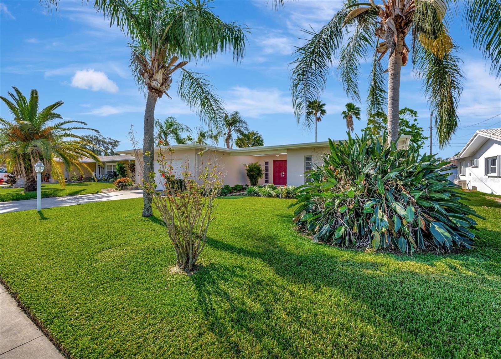 13850 SUNSET DR, LARGO, FL, 33774