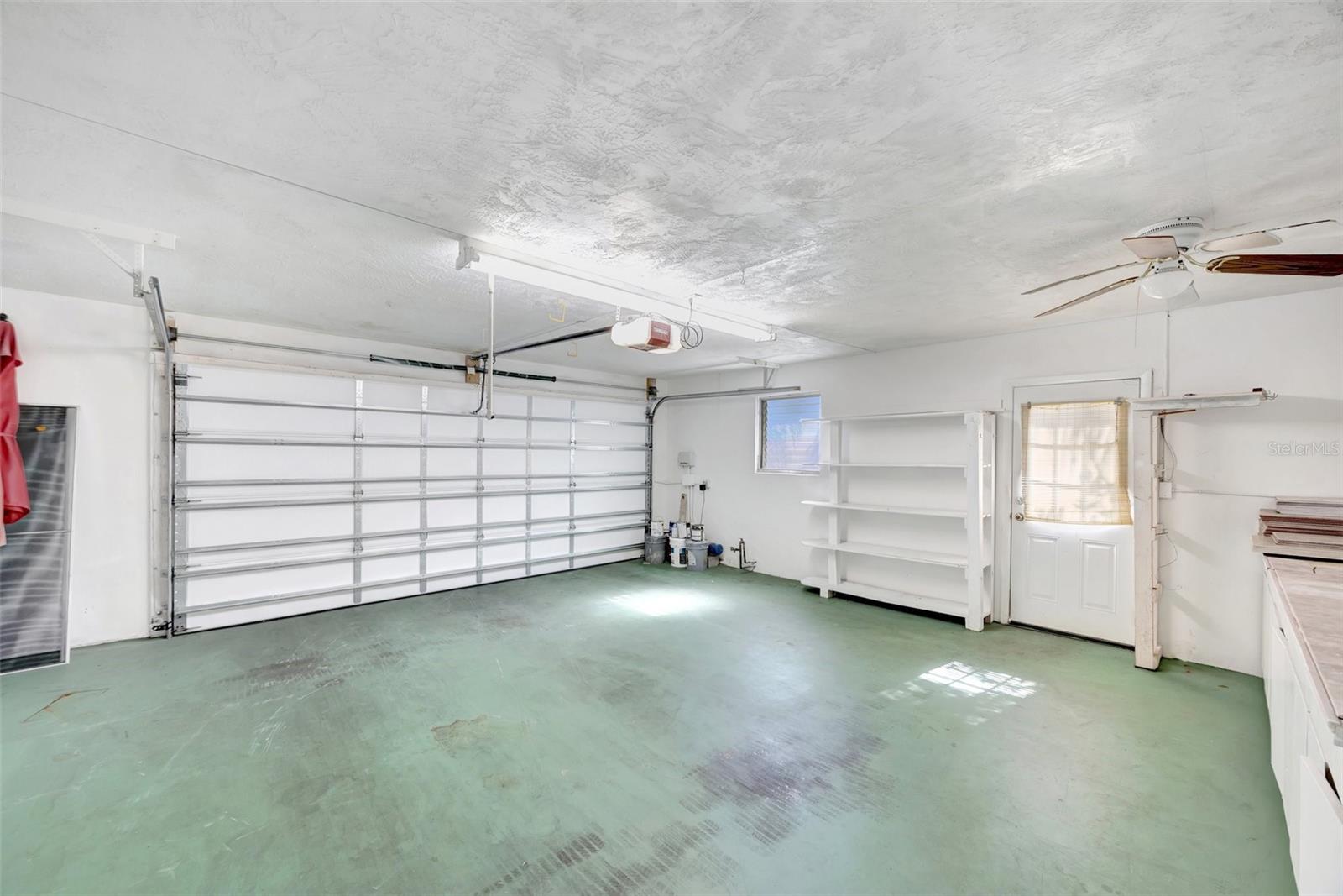 13850 SUNSET DR, LARGO, FL, 33774