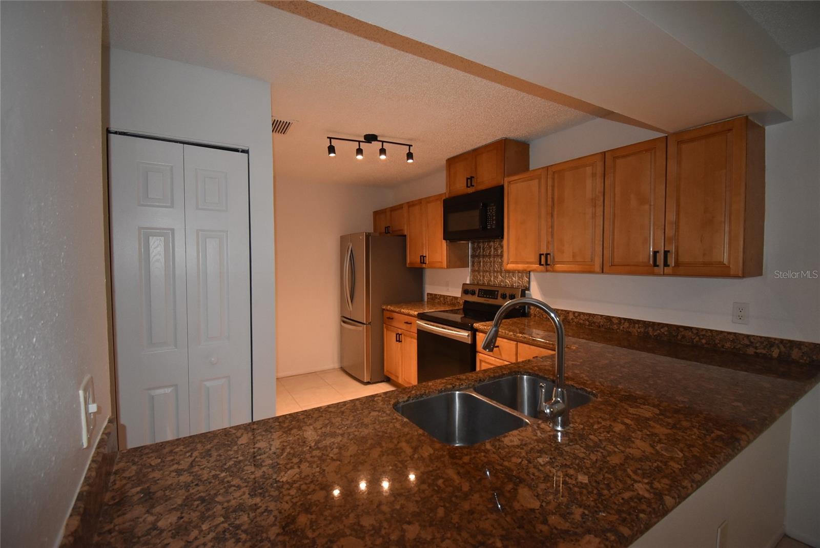 612 KENWICK CIR #104, CASSELBERRY, FL, 32707