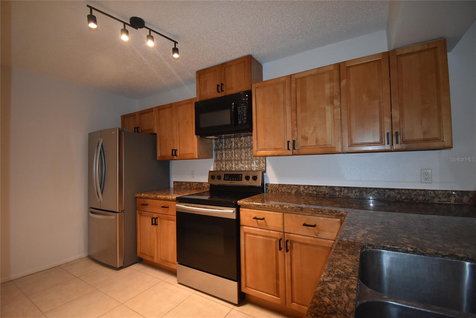 612 KENWICK CIR #104, CASSELBERRY, FL, 32707