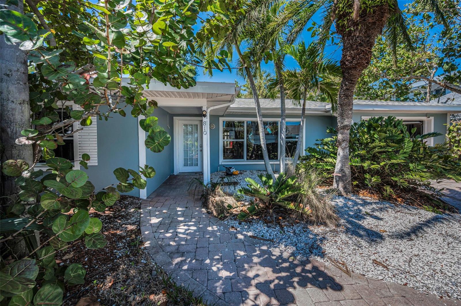 810 LANTANA AVE, CLEARWATER BEACH, FL, 33767