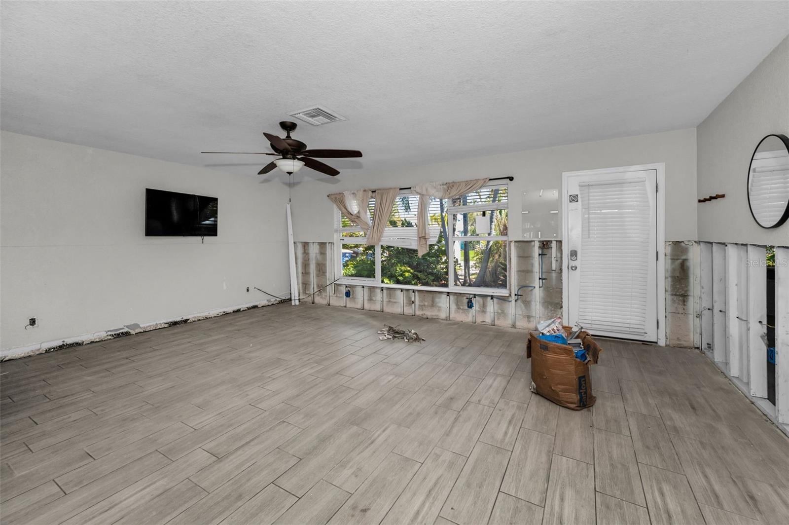 810 LANTANA AVE, CLEARWATER BEACH, FL, 33767